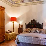 San Marco Residenza Caluri 3*
