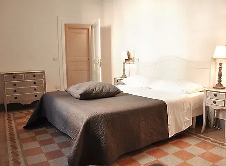 San Marco Residenza Caluri 住宿加早餐酒店 3*