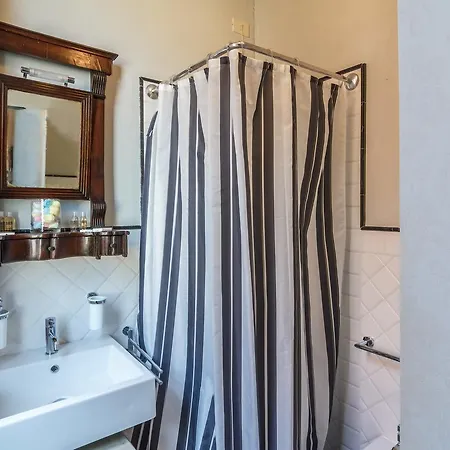 San Marco Residenza Caluri Πιστόια