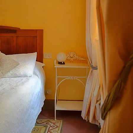 San Marco Residenza Caluri Bed and Breakfast 3*